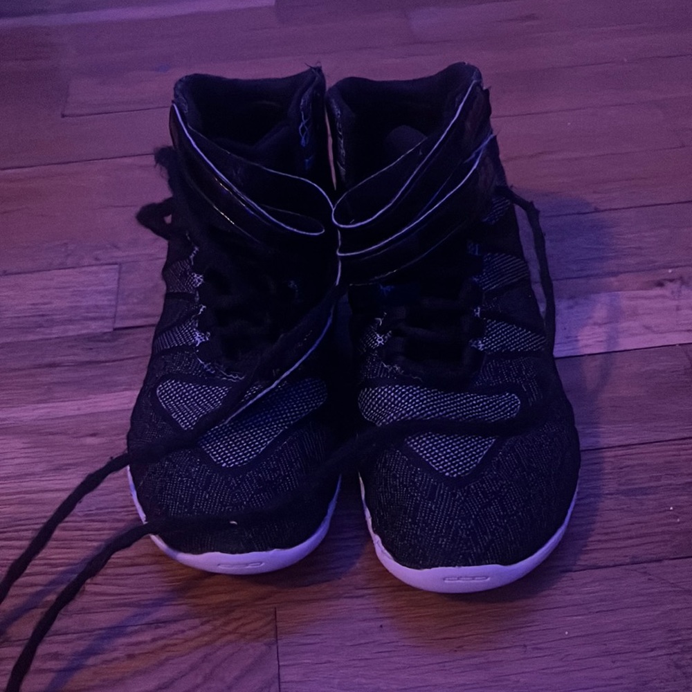 infinity cheer shoes